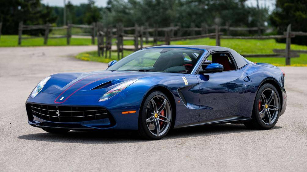 Ferrari F60 America có giá cực đắt, tới 2,5 triệu USD (hơn 58 tỉ đồng)