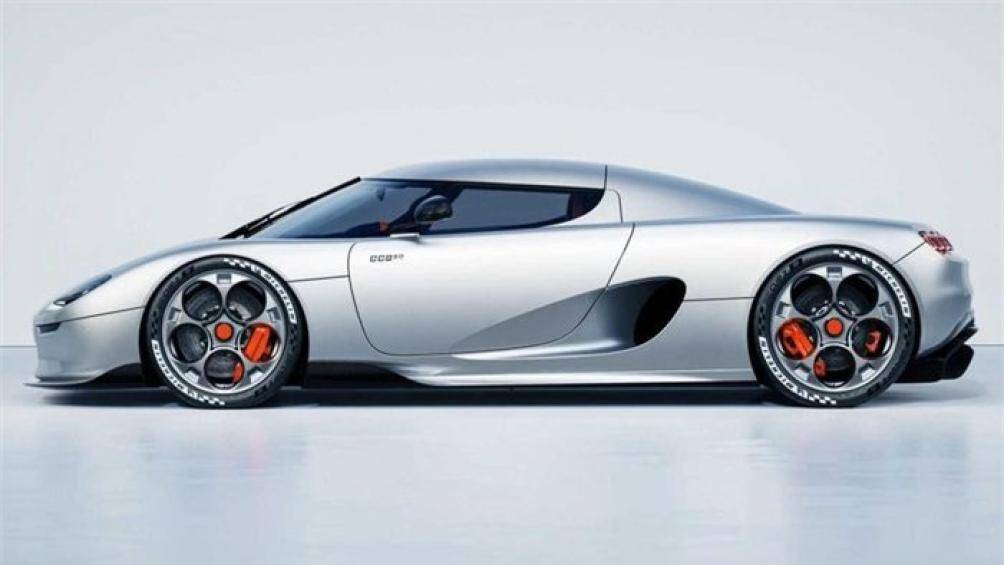 Bên ngoài, Koenigsegg CC850 có thiết kế tương tự như chiếc CC8S trước đây của hãng, kết hợp cùng hàng loạt các chi tiết nâng cấp hiện đại