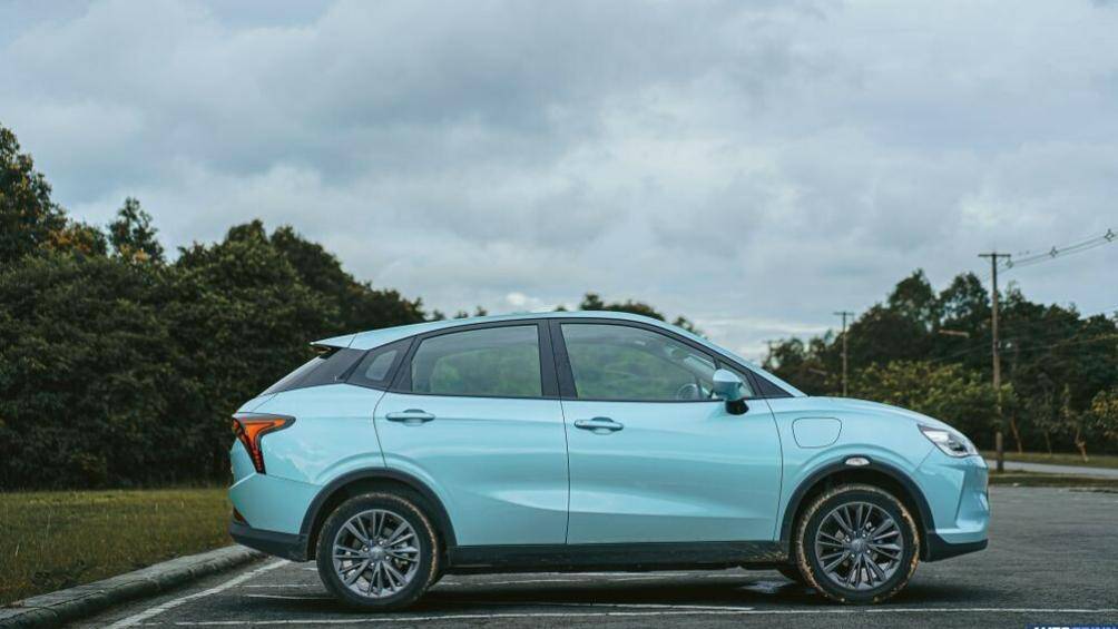 Mẫu xe này còn có kích thước nhỏ hơn cả những mẫu SUV hạng A bán tại Việt Nam như Toyota Raize hay Kia Sonet