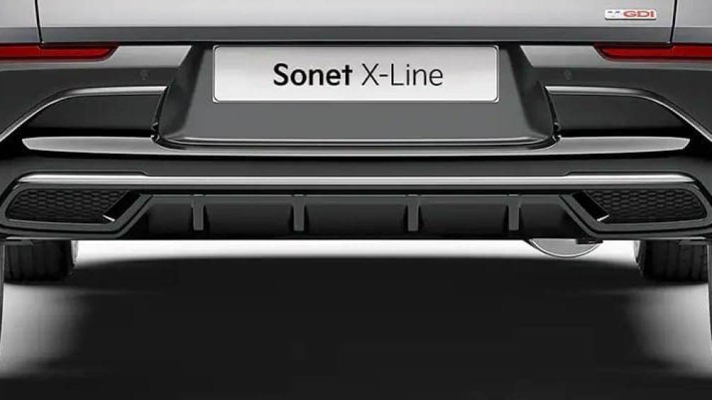 Thứ hai là động cơ diesel, dung tích 1.5L với công suất tối đa 115 mã lực, đồng hành cùng hộp số tự động 6 cấp