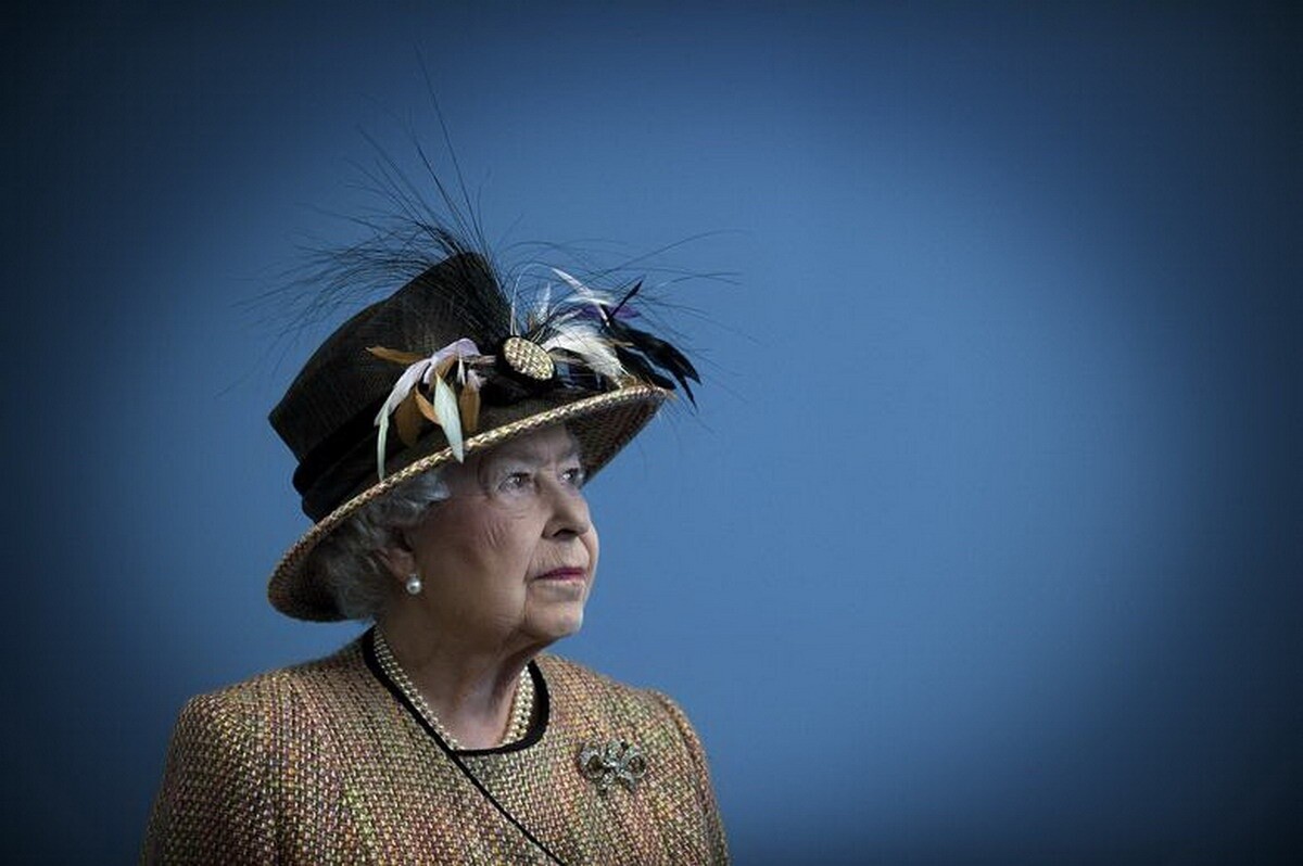Ngày 8/9/2022, Nữ hoàng Elizabeth qua đời tại lâu đài Balmoral, hưởng thọ 96 tuổi. Với thời gian tại vị 70 năm, 7 tháng và 2 ngày, Nữ hoàng Elizabeth đã trở thành vị quân chủ trị vì lâu nhất trong lịch sử nước Anh.
