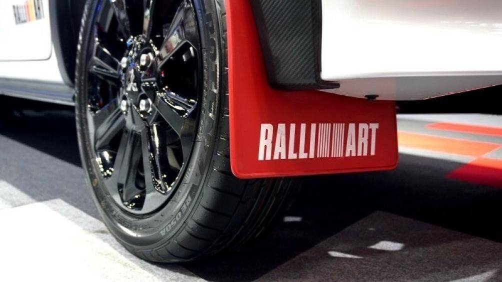 Ngoài sự biến mất của hộp số sàn 5 cấp, Mitsubishi Mirage 2023 ở thị trường Mỹ còn có thêm phiên bản đặc biệt mang tên Ralliart