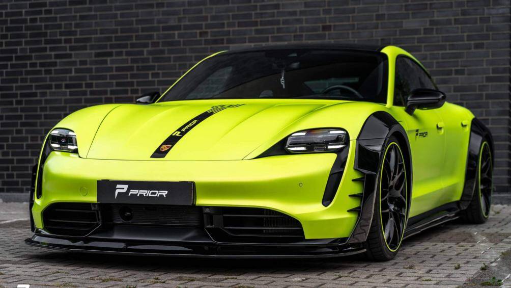 Prior Design mới đây đã cho ra mắt một bản độ bodykit ấn tượng dành cho mẫu xe điện thể thao Porsche Taycan
