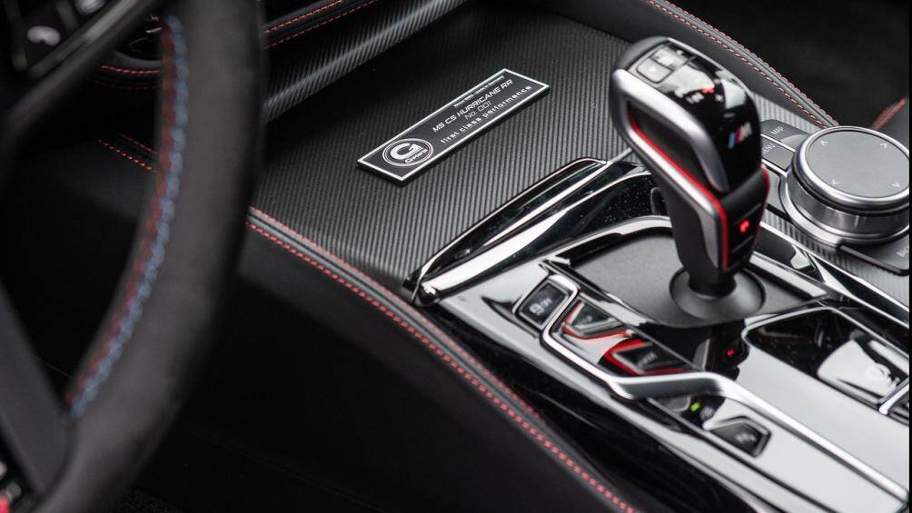 Với những nâng cấp này, mẫu xe có công suất đầu ra tăng lên tới 887 mã lực, trong khi mô-men xoắn cực đại đạt 1.050 Nm