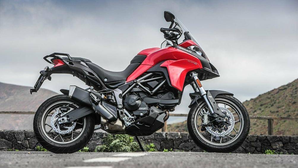 9. Multistrada: Xuất hiện vào đầu những năm 2000, có phong cách thể thao - phượt