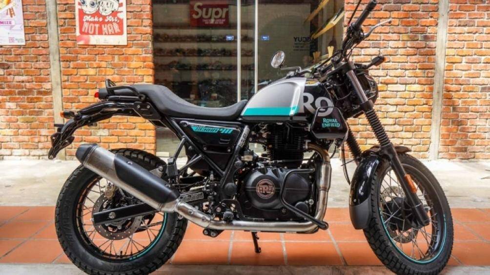 Xe có 3 phiên bản tùy chọn, bản Cao cấp (Premium) có giá đề xuất 27.400 RM (141,66 triệu đồng)