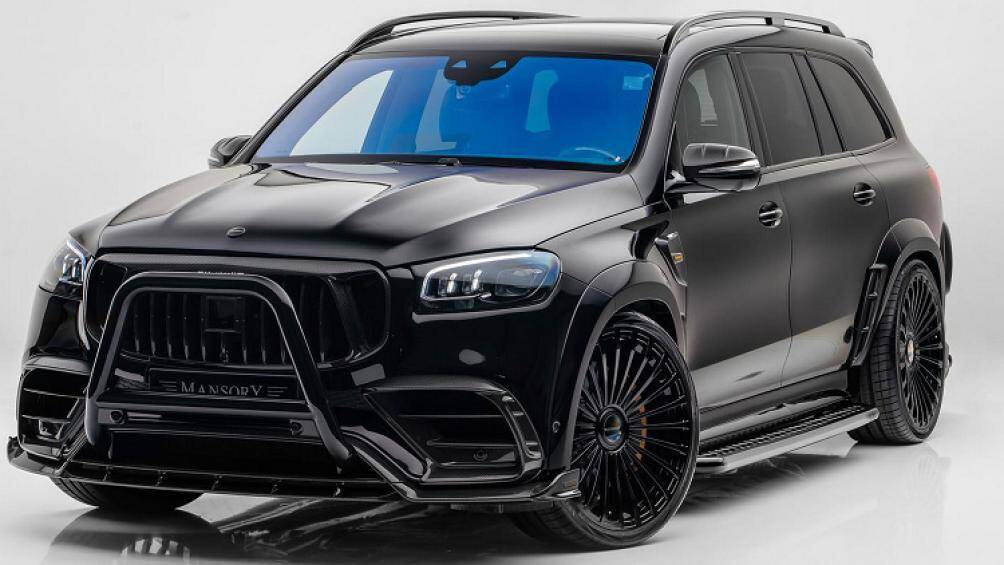 Chiếc Mercedes-AMG GLS 63 4MATIC+ trông ấn tượng hơn với ngoại hình hầm hố và khả năng vận hành mạnh mẽ từ bản độ của Mansory
