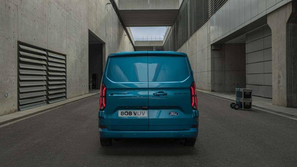 Con số này gần gấp đôi với quãng đường 210 km của phiên bản đầu tiên