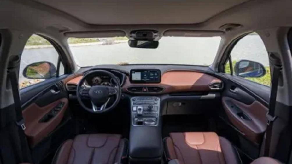 Bảng đồng hồ kỹ thuật số 12,3 inch, màn hình hiển thị thông tin kính lái HUD, ghế lái nhớ vị trí và sạc điện thoại thông minh không dây