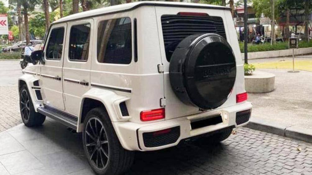 Mức giá xe Mercedes-Benz G350d khi mới về Việt nam được các đại lý tư nhân chào bán khoảng hơn 8 tỷ đồng