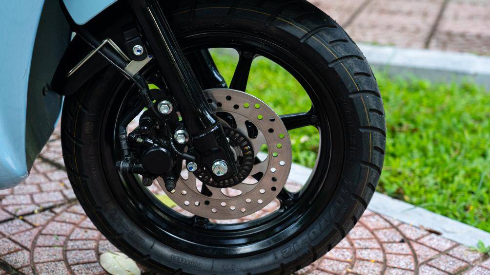 Theo công bố, Yamaha Grande phiên bản cũ có mức tiêu thụ nhiên liệu 1,69 lít/ 100 km. Còn phiên bản hoàn toàn mới vừa ra mắt có mức tiêu thụ nhiên liệu 1,66 lít/ 100 km