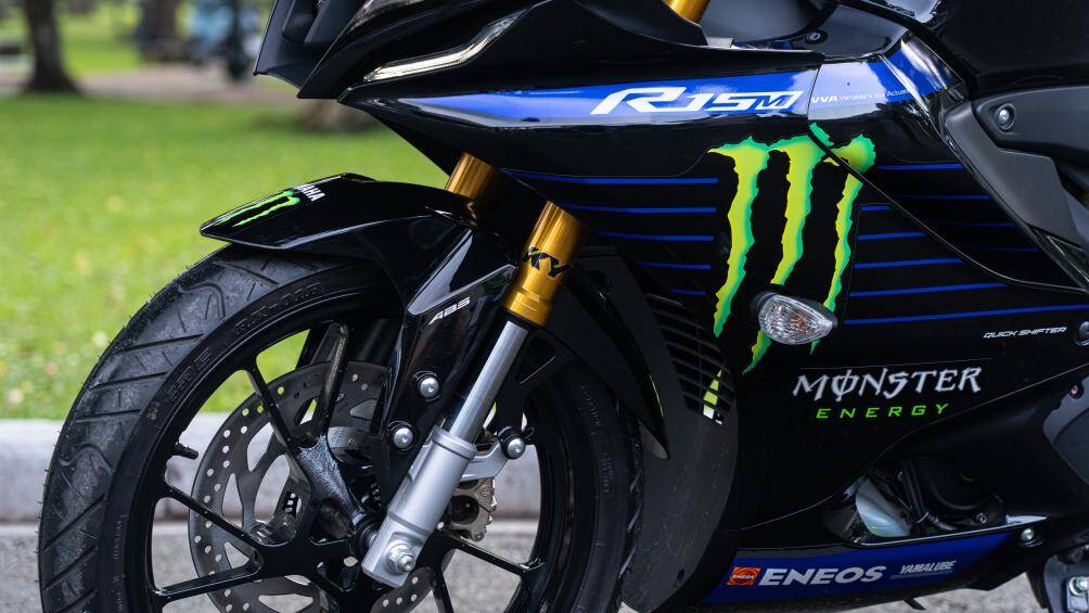 Phuộc upside down trang bị trên Yamaha R15 và R15M 2022