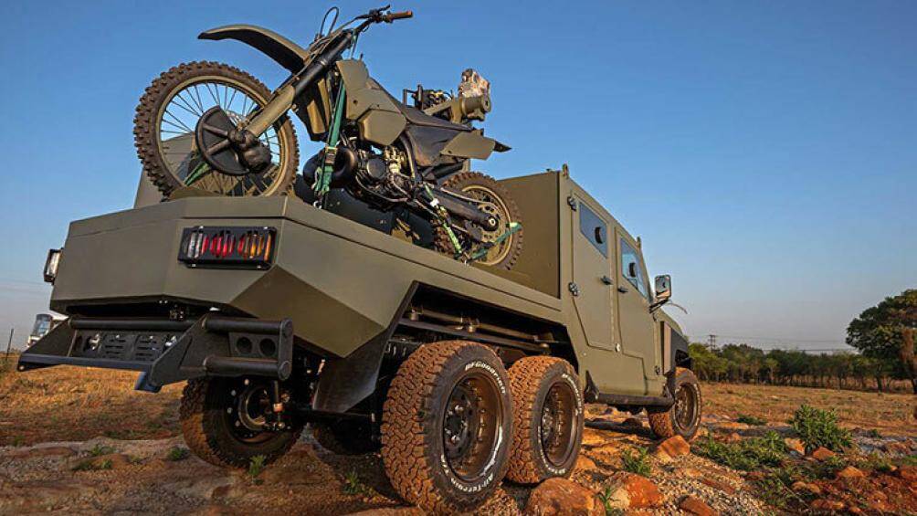 SVI cũng đã nâng cấp mức độ bảo vệ cho chiếc xe lên BR7 để chống chịu được các vụ nổ từ lựu đạn và mìn