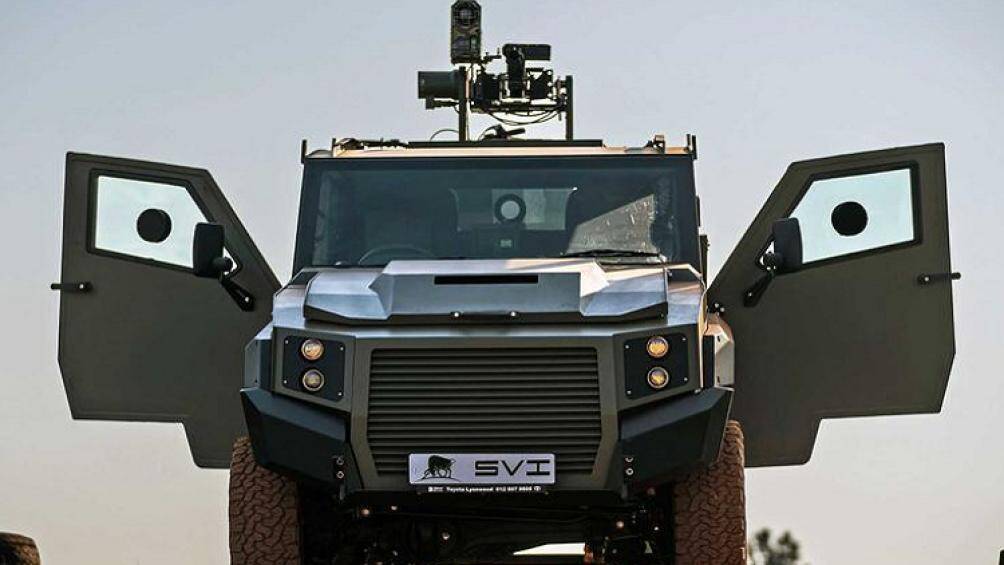 Mẫu xe này hiện được trưng bày tại Triển lãm Quốc phòng và Hàng không Vũ trụ Châu Phi. Xe được đặt tên mới là SVI Max 3 Six-Wheeler