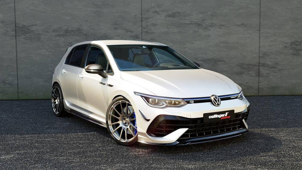Đúng dịp kỷ niệm 20 năm ra đời của dòng xe Volkswagen Golf R, hãng độ Oettinger đã giới thiệu gói nâng cấp đặc biệt cho mẫu xe này