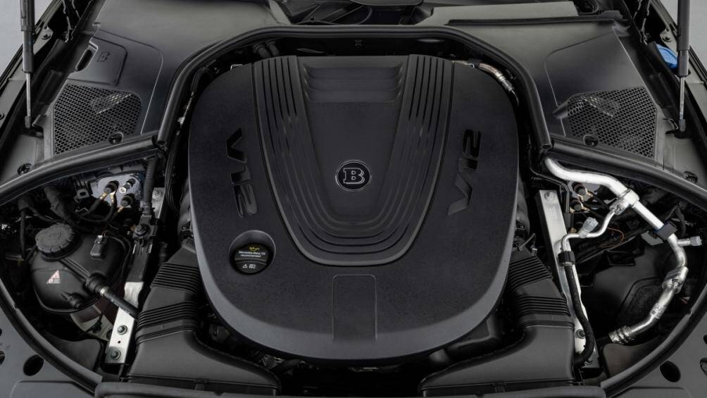 Nhờ phần mềm mới, Brabus 600 sở hữu động cơ V8 4.0 lít tăng áp kép sản sinh 591 mã lực và mô-men xoắn 800 Nm, mạnh hơn S580 nguyên bản