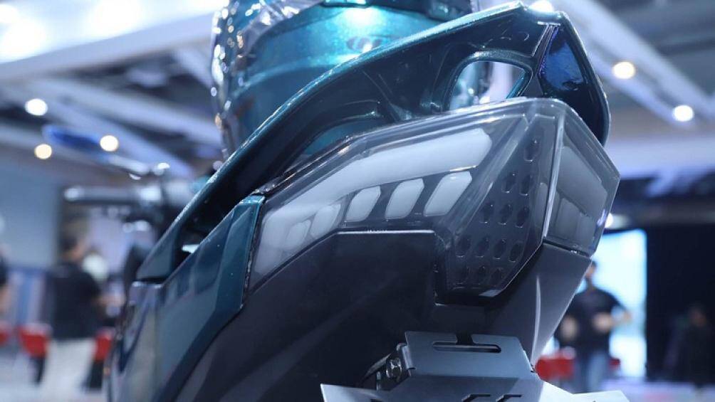 Động cơ này tạo ra công suất tối đa 11,1 mã lực tại tua máy 8.500 vòng/phút và mô-men xoắn cực đại 10,8 Nm tại tua máy 5.000 vòng/phút