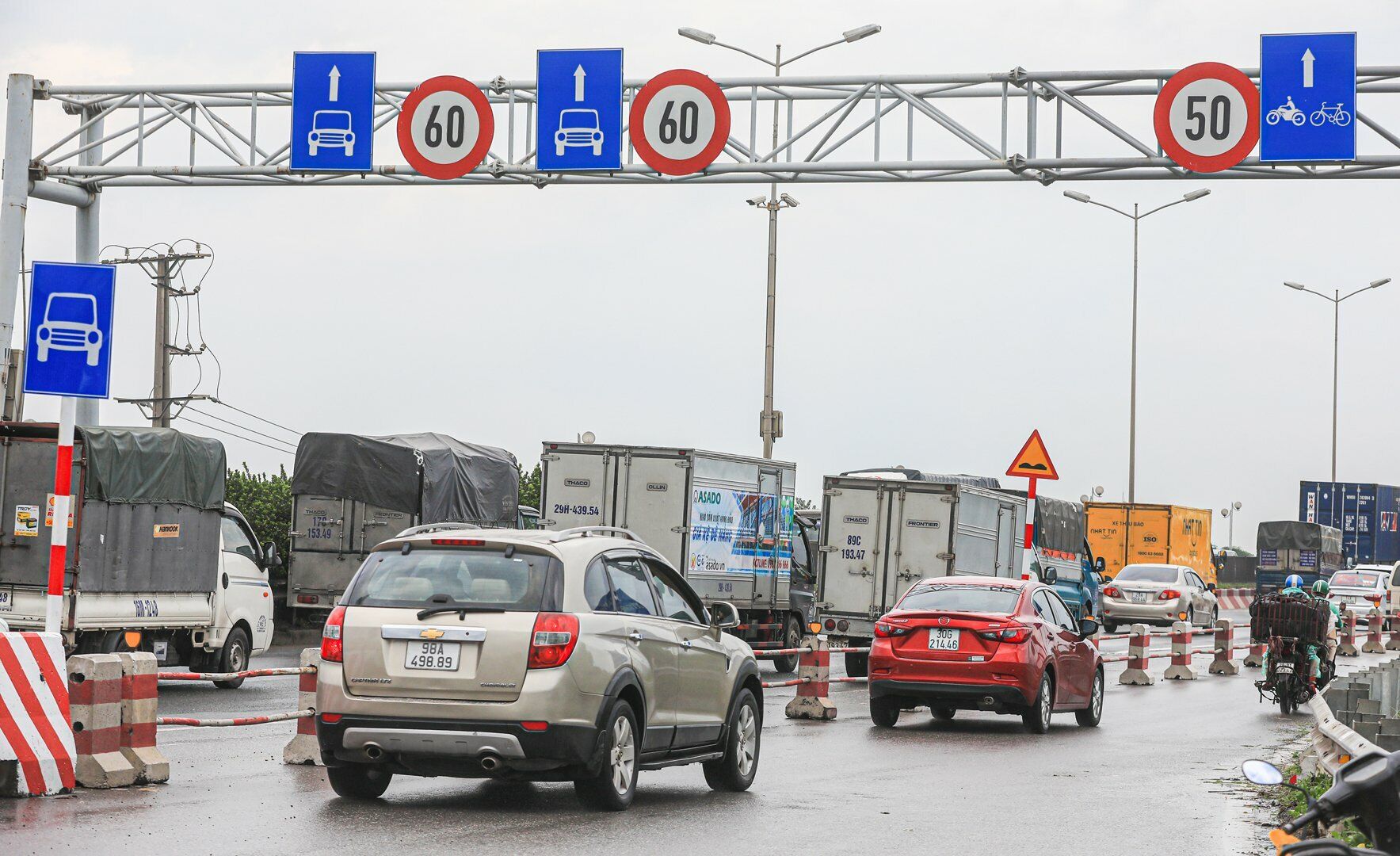 Theo ông Nguyễn Hoàng Hải - Phó Giám đốc Ban Duy tu các công trình hạ tầng giao thông Hà Nội, mục đích của việc tổ chức lại giao thông trên cầu Thanh Trì nhằm giảm tải lưu lượng phương tiện xe cơ giới qua cầu.