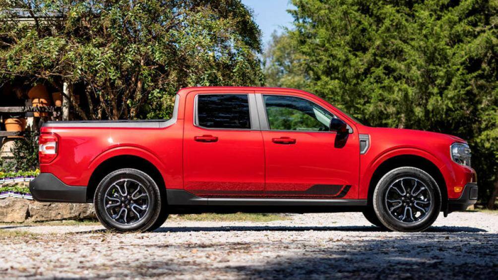 10. Ford Maverick 2022 (giá khởi điểm: 21.490 USD)