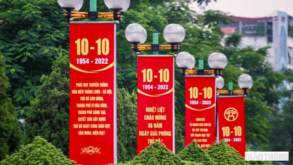 Ngày Giải phóng Thủ đô 10/10/1954 không chỉ ghi dấu chặng đường phát triển của Thủ đô Hà Nội mà còn là mốc son chói lọi trong lịch sử dựng nước và giữ nước của dân tộc Việt Nam.