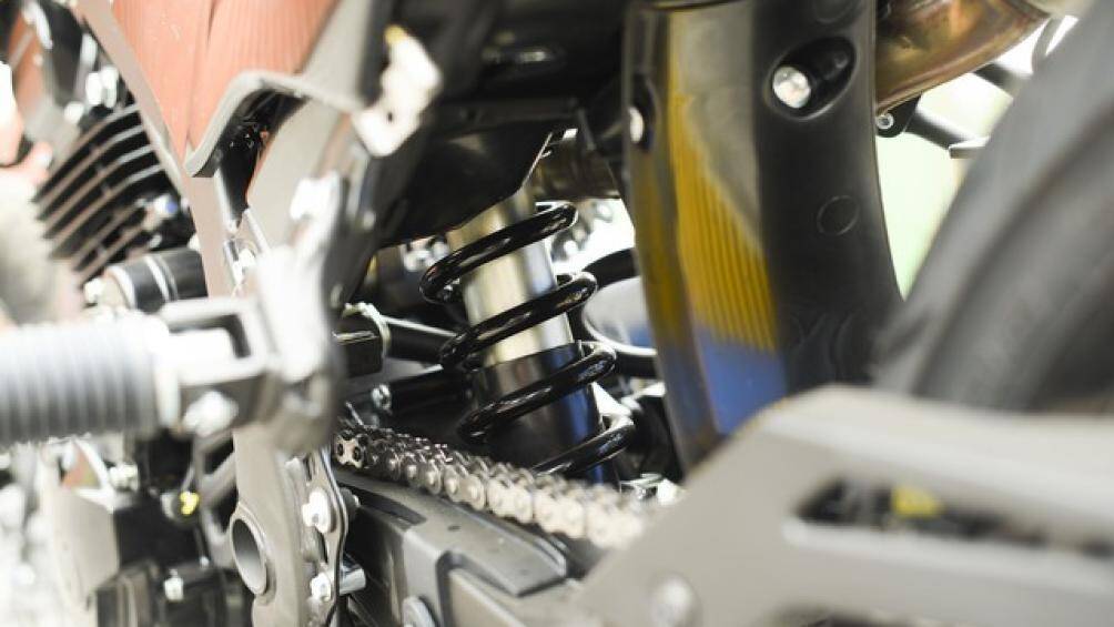 Phiên bản 2023 vừa được đưa về Việt Nam là phiên bản mới nhất vừa ra mắt toàn cầu cách đây vài tháng. Xe có nhiều nâng cấp đáng giá về trang bị và tính năng