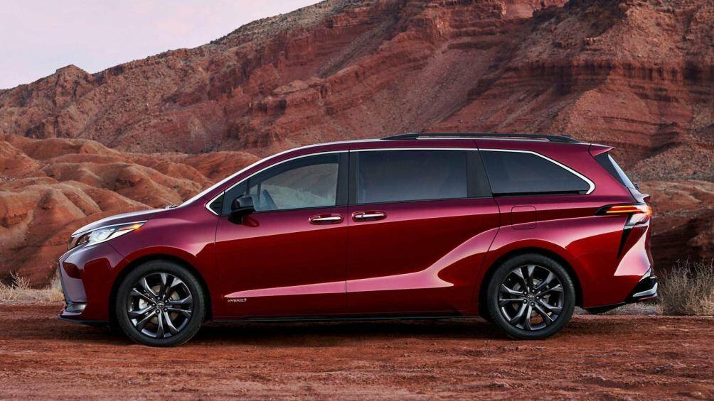 3. Toyota Sienna (doanh số: 69.000 chiếc)