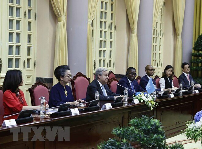 Trong các cuộc hội đàm, Tổng Thư ký LHQ António Guterres bày tỏ tình cảm ngưỡng mộ đặc biệt dành cho Chủ tịch Hồ Chí Minh và cho Việt Nam trong công cuộc đấu tranh giải phóng dân tộc và tái thiết đất nước, chúc mừng những thành tựu quan trọng của Việt Nam trong phòng chống dịch bệnh COVID-19, phục hồi và phát triển kinh tế - xã hội.