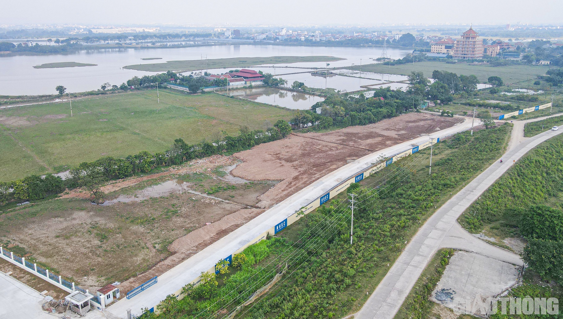 Theo báo cáo mới nhất của xã Hải Bối, tổng diện tích giải phóng mặt bằng giai đoạn 1,2 trên địa bàn là 79,7ha (754 hộ dân).