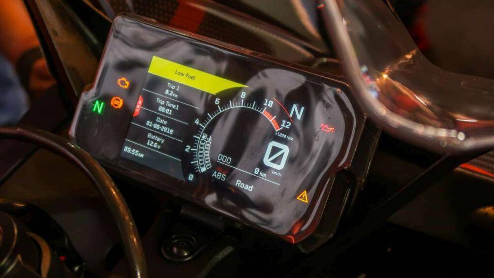 Khối động cơ này sản sinh công suất 42,9 mã lực với mô-men xoắn cực đại 37 Nm