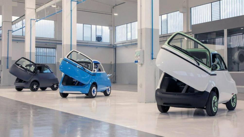 Hãng Micro vừa gây chú ý với bộ đôi ô tô điện hình quả trứng dễ thương có tên Microlino Lite và Spiaggina