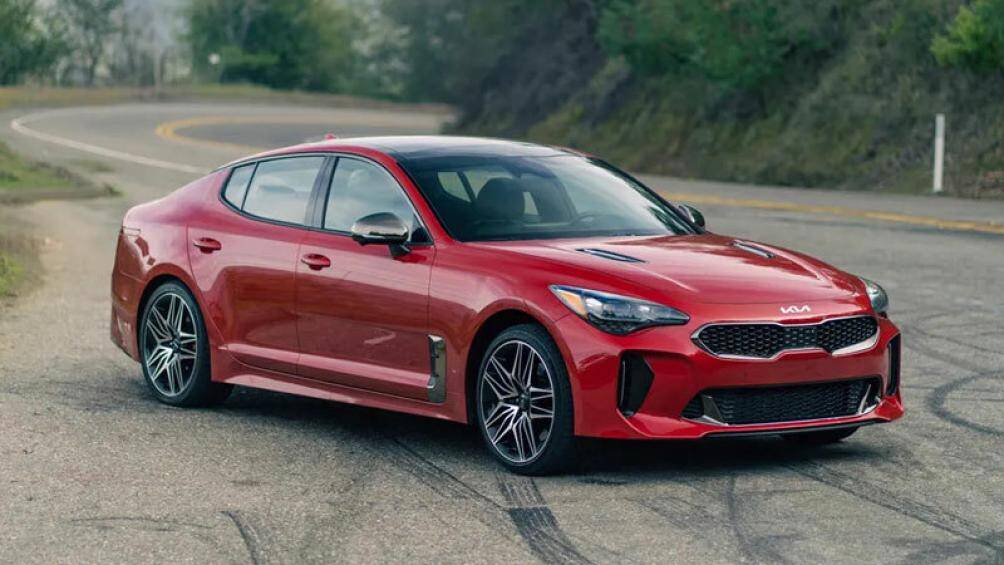 8. Kia Stinger GT 2022