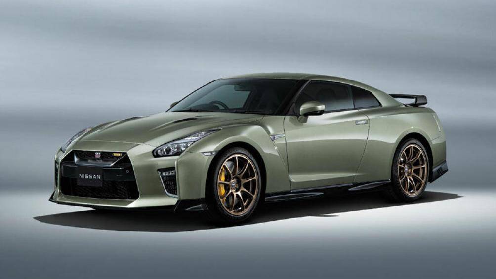 1. Nissan GT-R (R35)