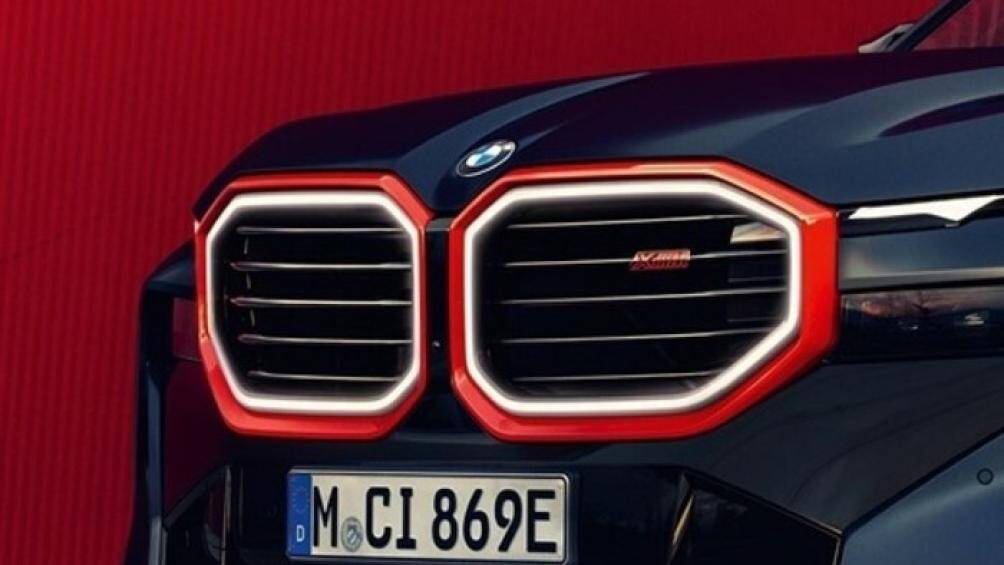 Giá bán khởi điểm của BMW XM Label Red sẽ ở mức 185.000 USD (khoảng 4,6 tỷ đồng)