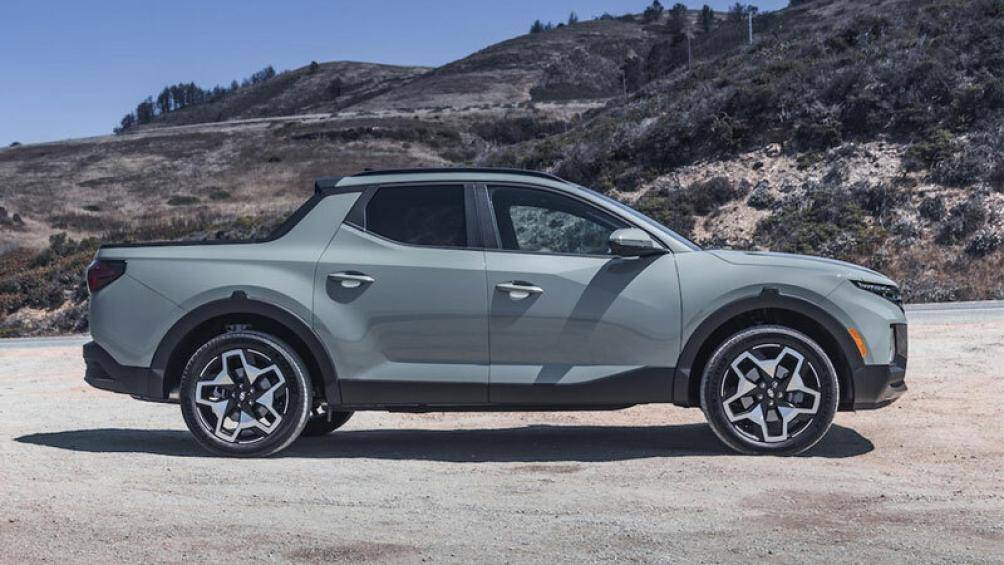 6. Hyundai Santa Cruz 2022