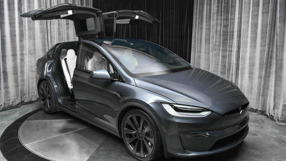 6. Tesla Model S/X Plaid (công suất tối đa: 1.020 mã lực)