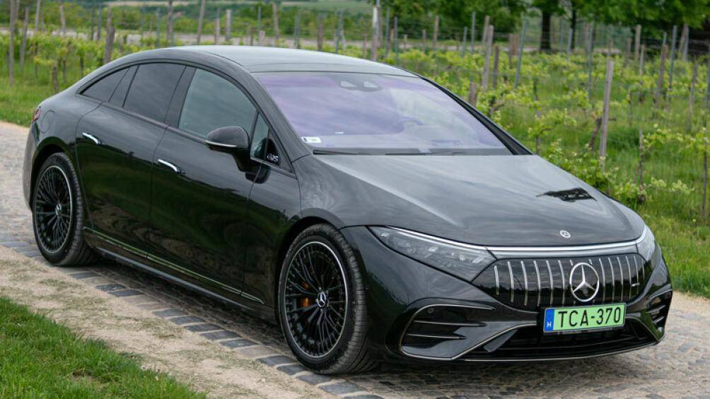 9. Mercedes-Benz EQS AMG 53 4MATIC+ (công suất tối đa: 751 mã lực)