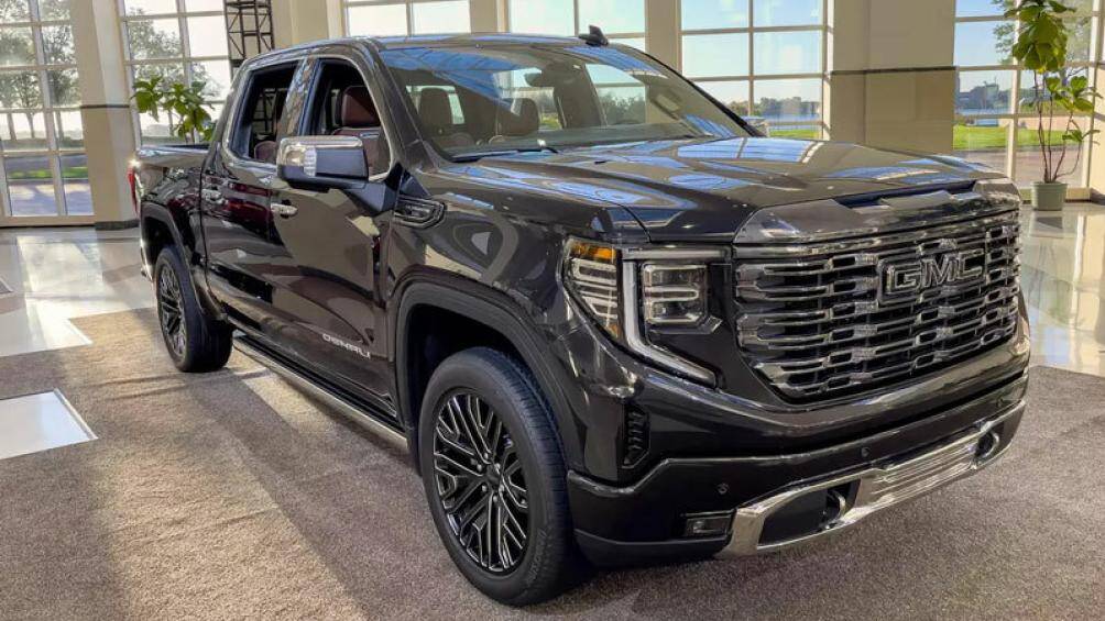 1. GMC Sierra Denali Ultimate