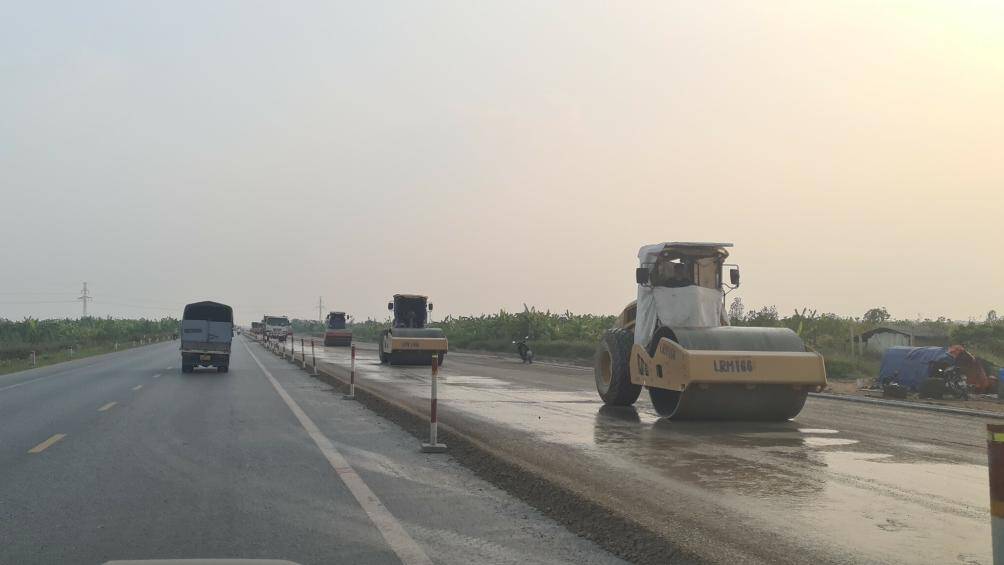 Dự án thành phần I (giai đoạn 2)- Xây dựng đường nối 2 đường cao tốc đoạn qua địa phận tỉnh Hưng Yên từ Km0- Km24+930,9 (nút giao Quốc lộ 39) có chiều dài 23,83 km do Sở GTVT Hưng Yên làm chủ đầu tư. Dự án này có tổng mức đầu tư là 1.051,05 tỷ đồng. Tất cả do nhà thầu Xuân Trường thi công. Dự án được khởi công từ tháng 11/2021, theo kế hoạch sẽ phải hoàn thành vào tháng 6/2023.