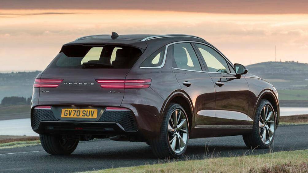 8. Genesis GV70