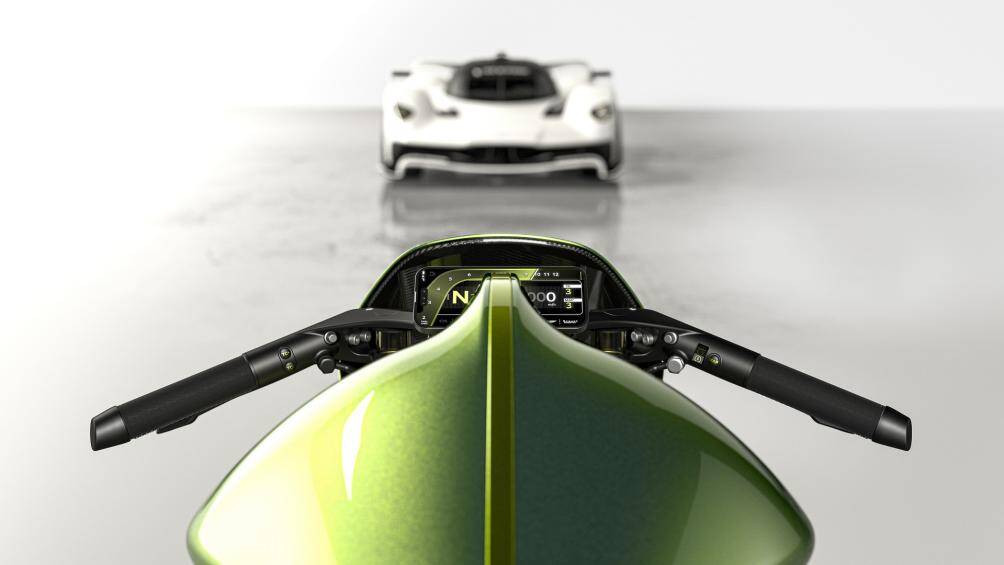 AMB 001 Pro sẽ được sản xuất với số lượng 88 chiếc, được chế tạo thủ công tại nhà máy Brough Superior ở Toulouse, Pháp