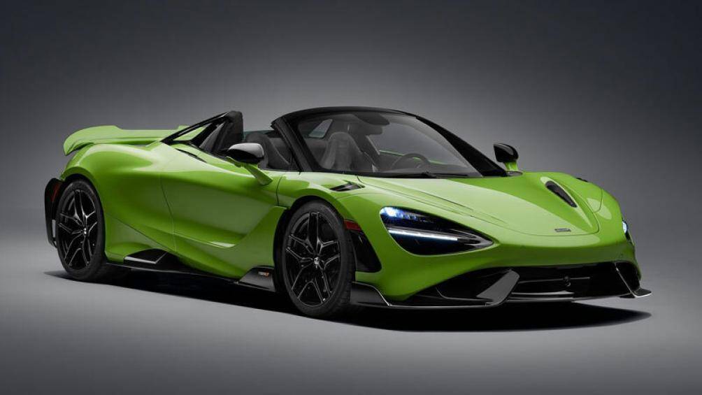 2. McLaren 765LT Spider (giá khởi điểm: 382.500 USD)