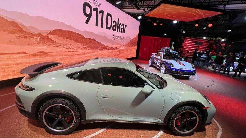 Đây là chế độ phục vụ việc chạy off-road, được kích hoạt thông qua núm xoay trên vô lăng