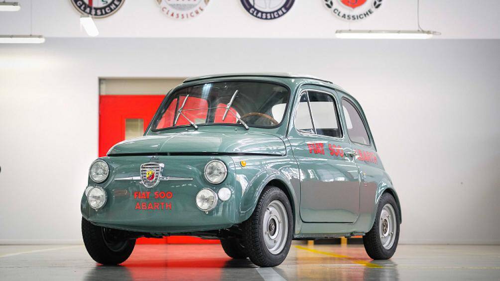 Mới đây, Abarth Classiche đã phục chế lại chiếc Fiat 500 để kỷ niệm 100 năm đường đua lịch sử Autodromo di Monza