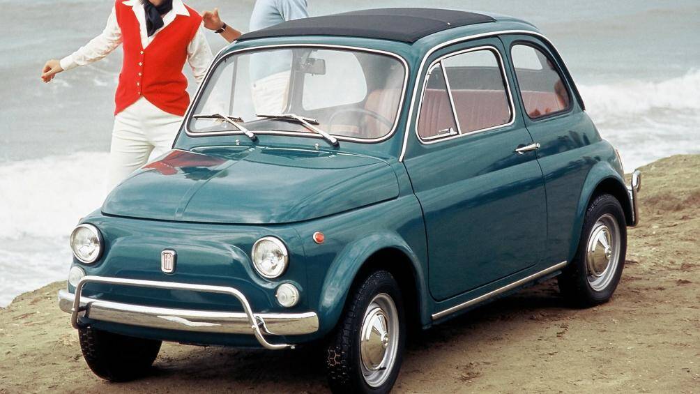 Mẫu xe cổ này trang bị khối động cơ hai xi-lanh được mở rộng lên dung tích 595 cc dựa trên gói nâng cấp ban đầu mà Abarth ra mắt năm 1963