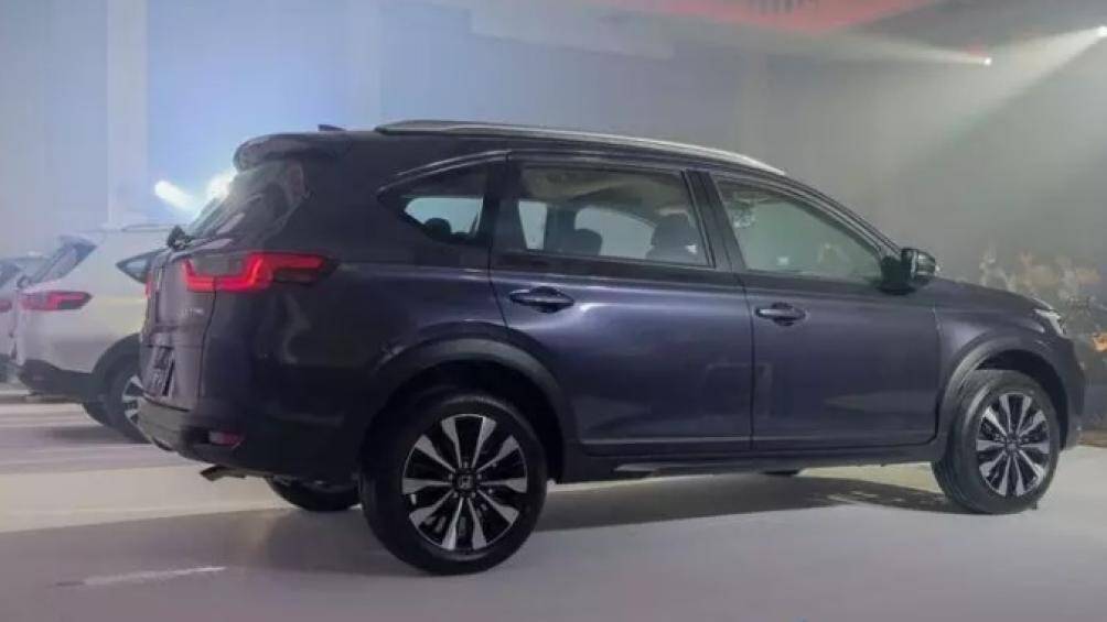 Đặc biệt, phiên bản cao cấp VX của Honda BR-V 2023 tại Philipines sẽ được trang bị gói công nghệ an toàn Honda Sensing