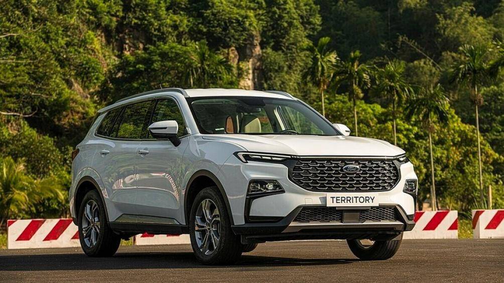 Phân khúc Xe gầm cao hạng C: Ford Territory Trend AT có giá 822 triệu đồng