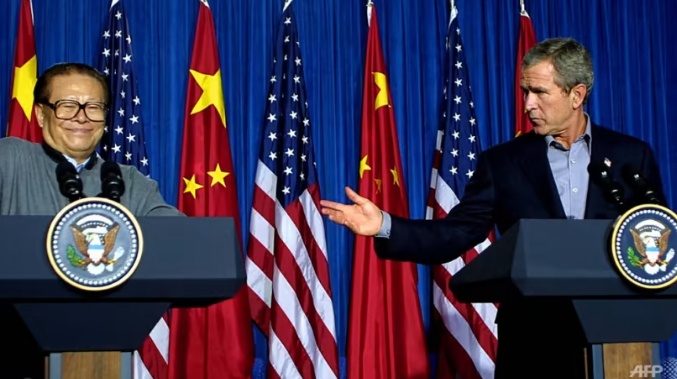 Năm 2002, ông Giang cũng là một trong số ít các nhà lãnh đạo thế giới gặp Tổng thống Hoa Kỳ George W. Bush tại trang trại của ông ở Crawford, Texas.