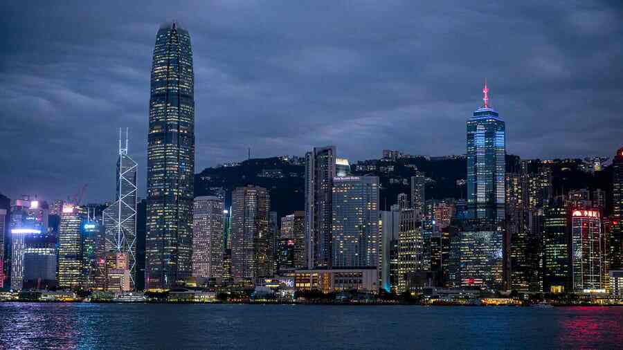 Tuy nhiên, đây là năm đầu tiên thành phố New York của Mỹ dẫn đầu trong khảo sát về những thành phố đắt đỏ nhất thế giới của EIU. Trong khi đó, thành phố Tel Aviv, Israel tụt từ vị trí số 1 năm ngoái xuống vị trí thứ 3. Ảnh - AP