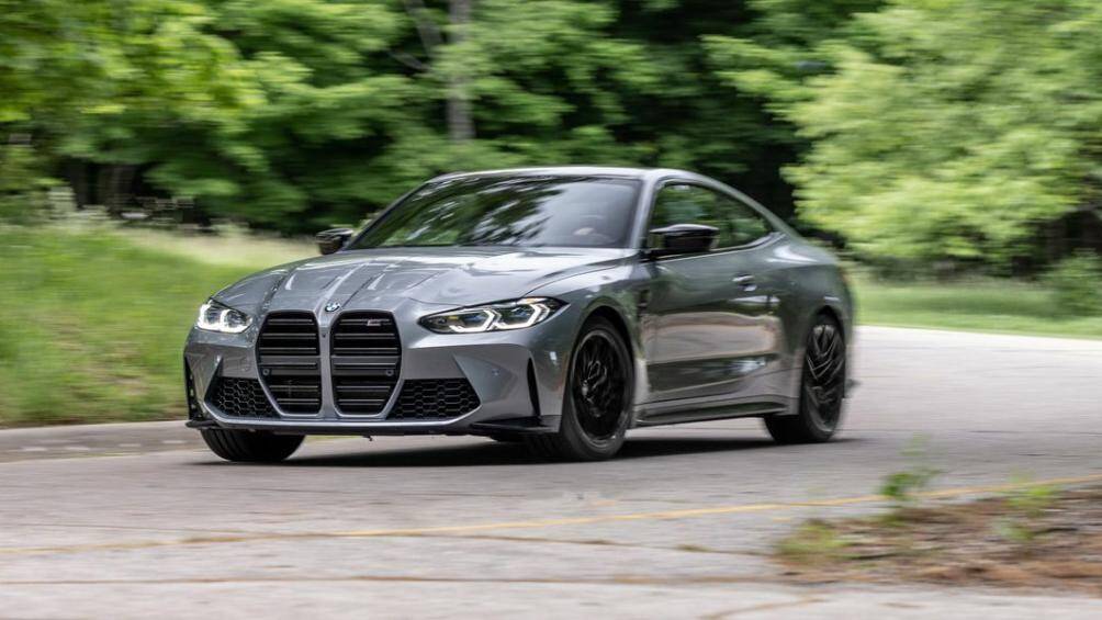 3. BMW (Điểm tin cây: 65/100)