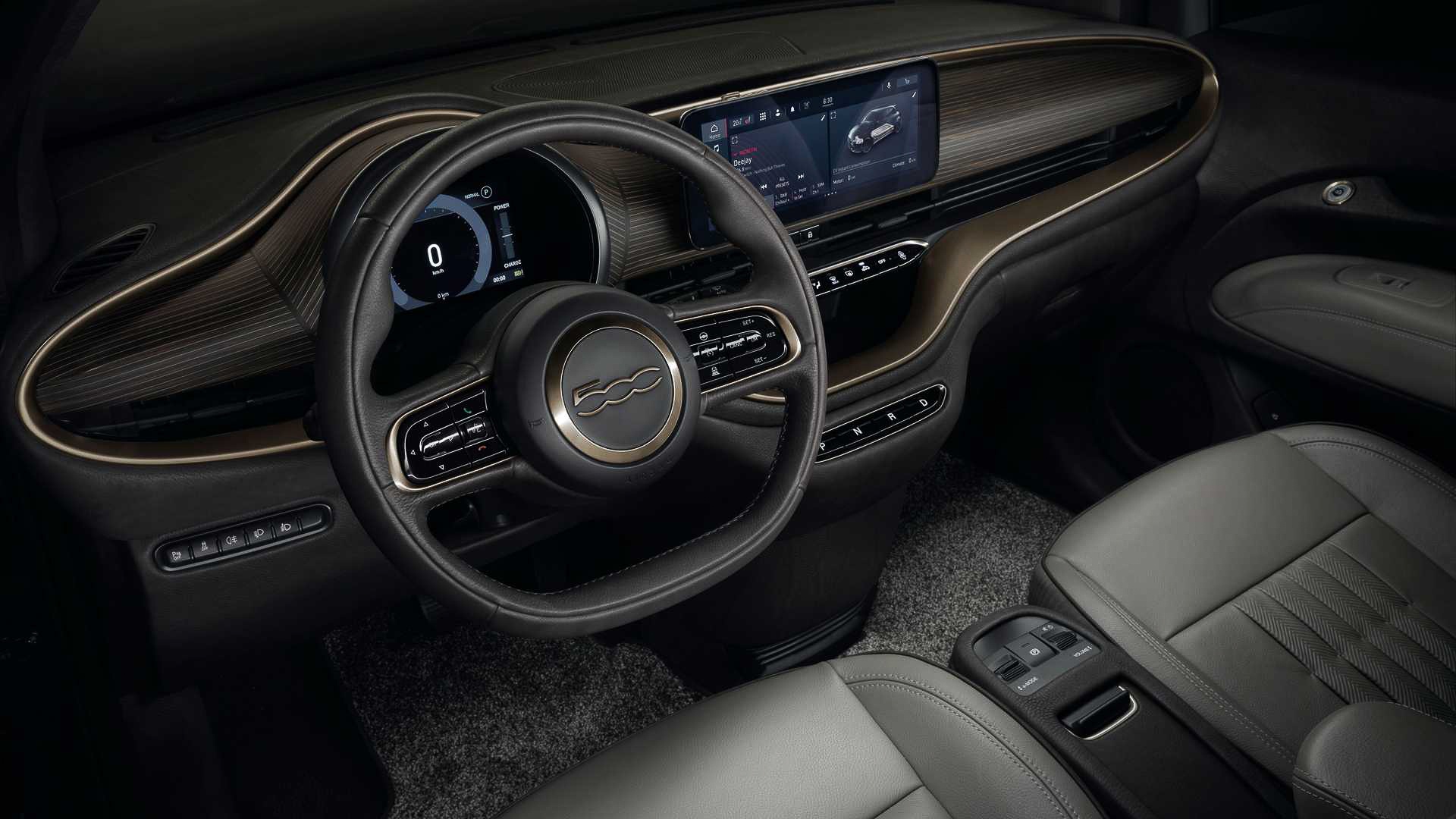 Fiat hiện đang trình làng chiếc hatchback điện với động cơ gắn phía trước cho công suất 117 mã lực và mô-men xoắn 220 Nm